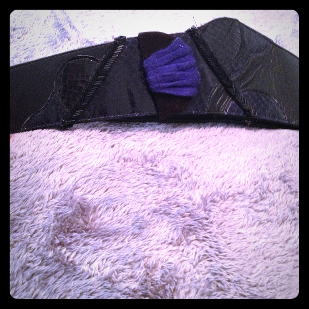 Waldorf Creations black and blue vintage high waist 80s belt size m